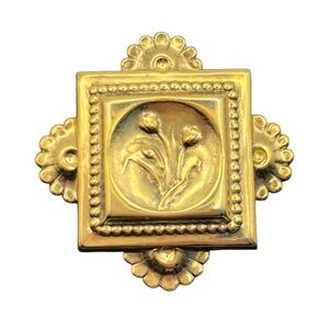 Art Nouveau style gold tone ornate flower vintage brooch pin